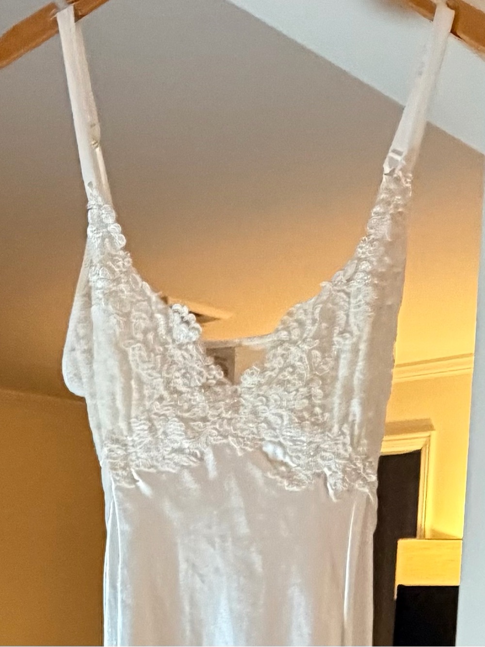 Ivory Lace-Trim Long Chemise Nightgown  and Robe XL - Picture 3 of 9